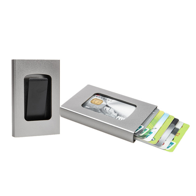 Ako chránia peňaženky RFID karty a osobné údaje?